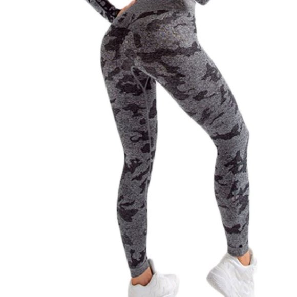 Seamless Camo Leggings Yoga Pants for Women - Picture 2 of 5